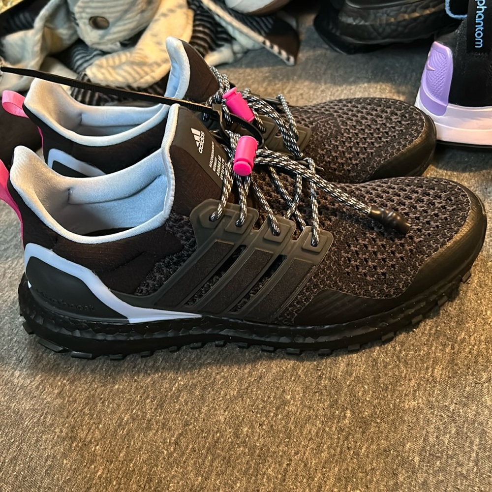 COPY - Adidas Ultraboost 1.0 W Black Carbon Blue Women Running Shoes HR0067